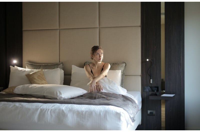 Imagine Cum se spală corect lenjeriile de pat din hotel: Reguli de bază