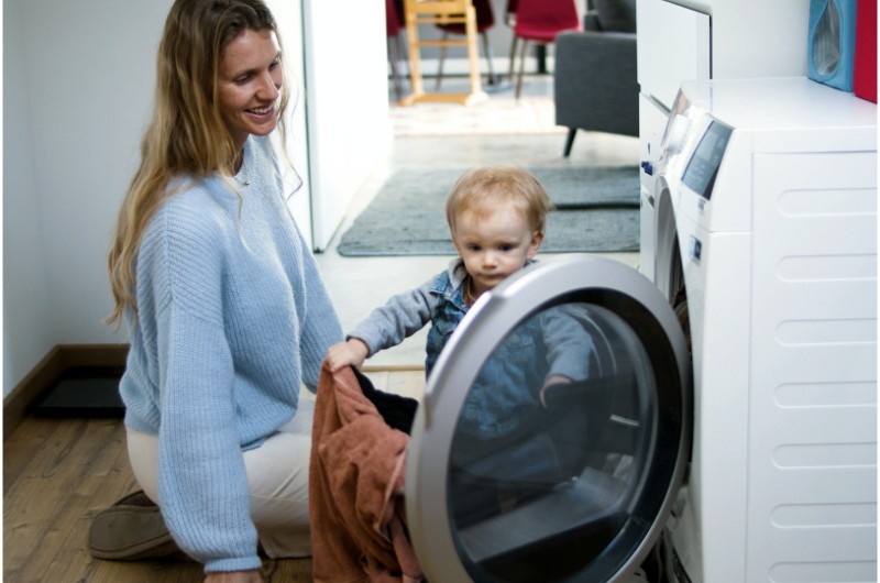 spalare-haine-detergent